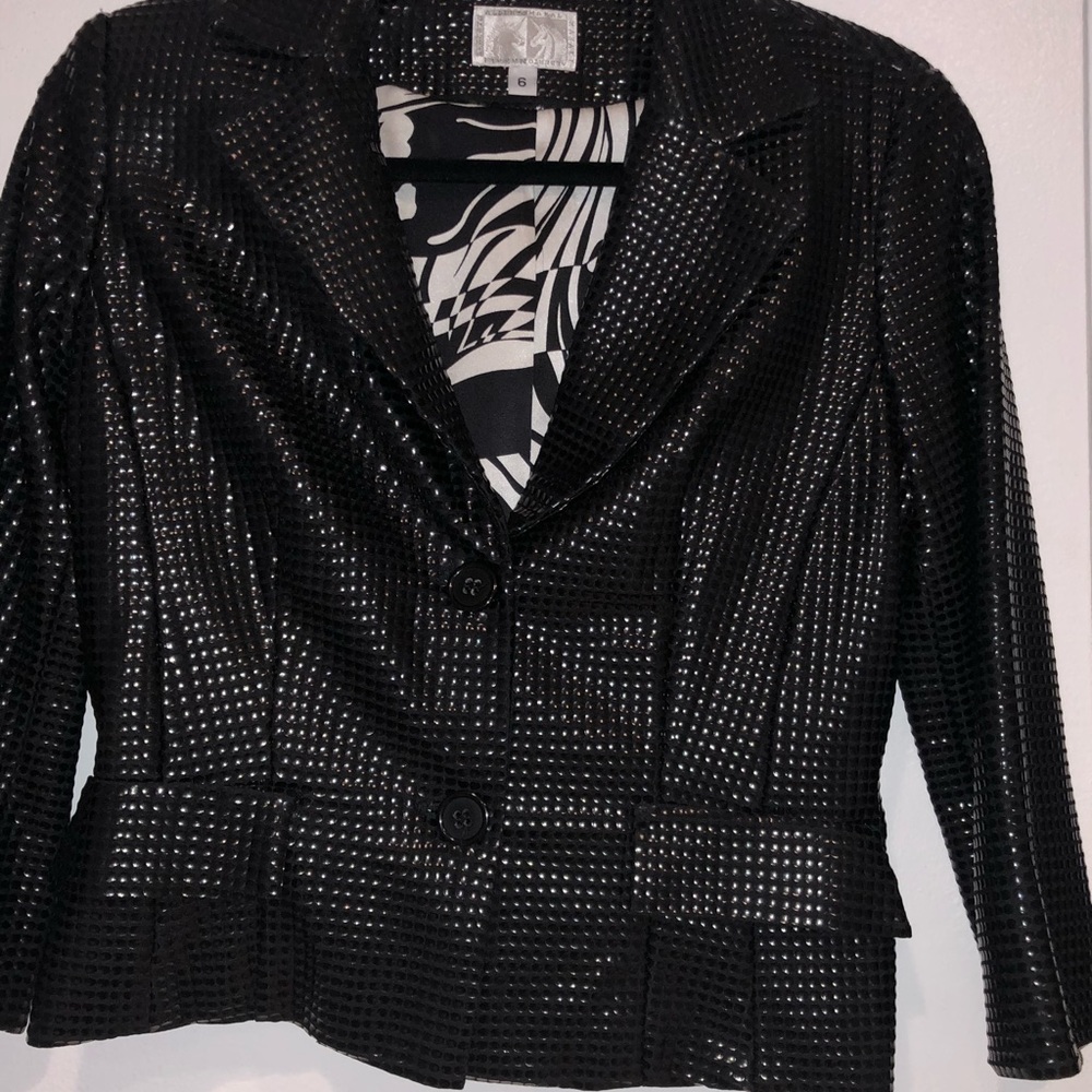 Jacket - Picture 2 of 5